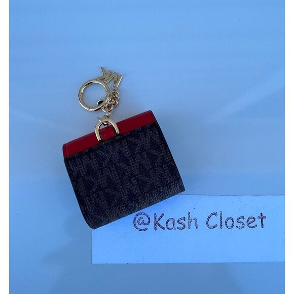 Michael Kors AirPod Case MK Signature Flame - Picture 2 of 3